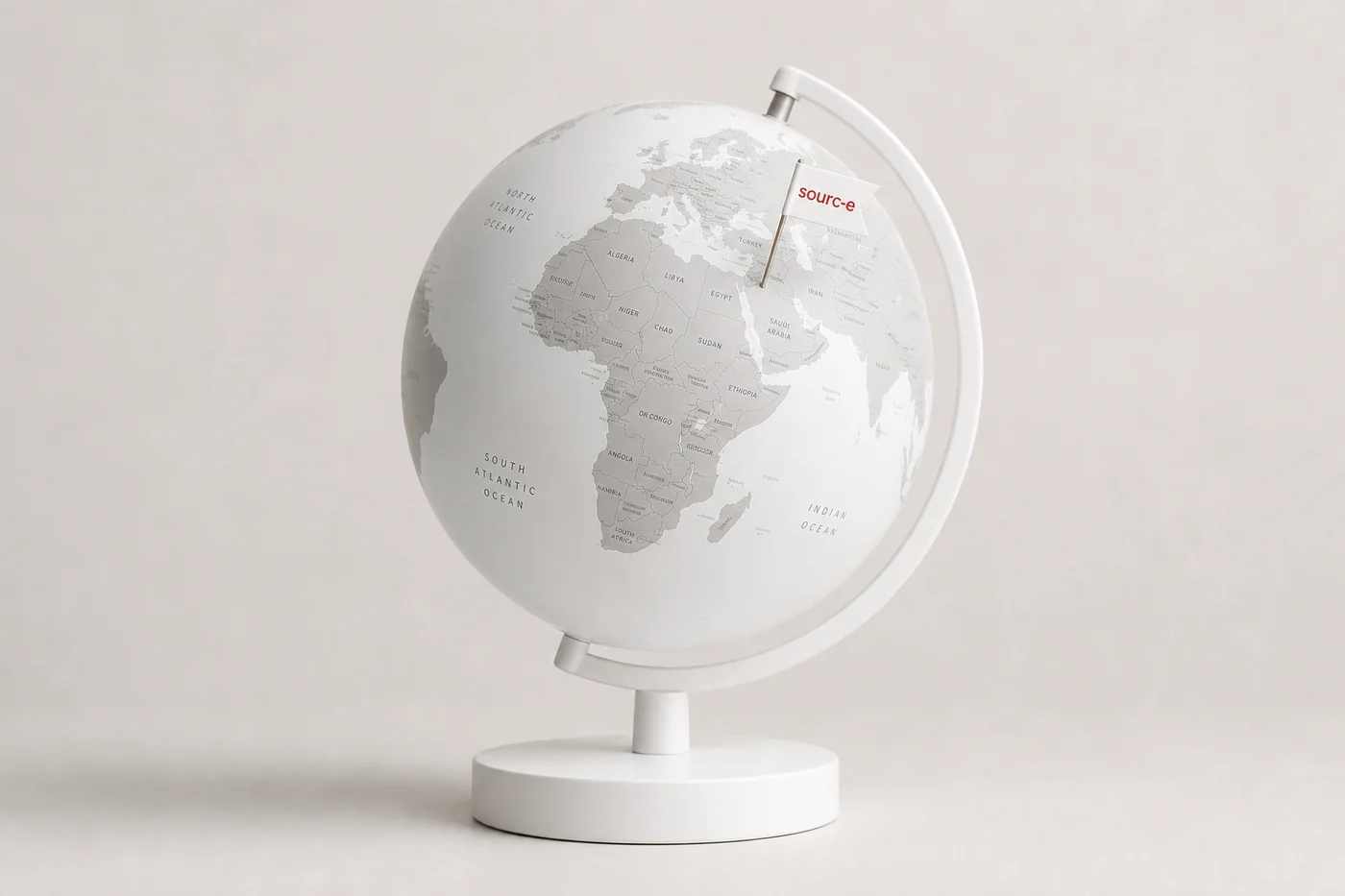 Globus mit Stecknadel – internationale Reichweite